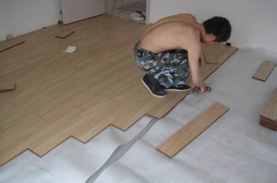 强化复合地板安装方法