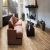 【如何选择木地板颜色】家具与地板颜色如何搭配？