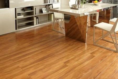 强化地板和实木复合地板的区别