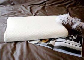 丽维家方糖乳胶枕，用真品质PK乳胶产品市场乱象