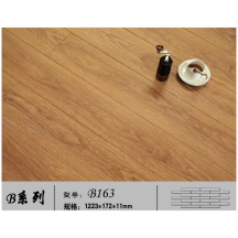 特价强化地板(B163)1223*172*11mm